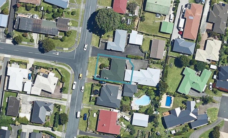 24A Freyberg Street, Otumoetai, Tauranga - Carousel 1