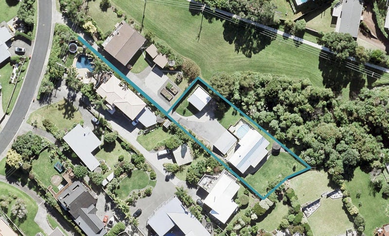 13A Brown Street, Manly, Whangaparaoa - Carousel 1