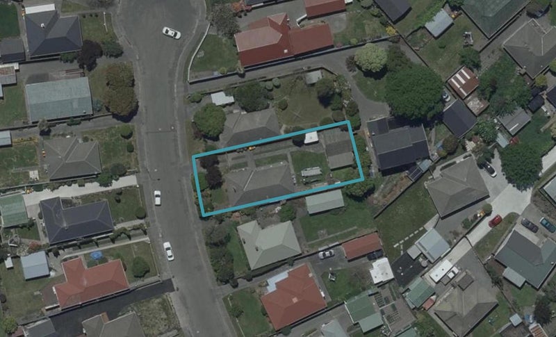 16 Glenora Place, Hornby, Christchurch - Carousel 1