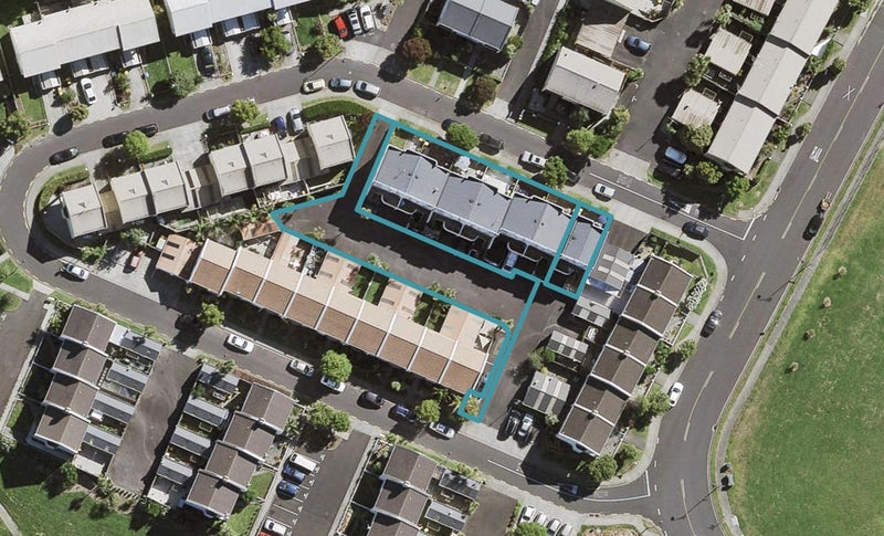2 Winery Way, Henderson, Auckland - Carousel 1