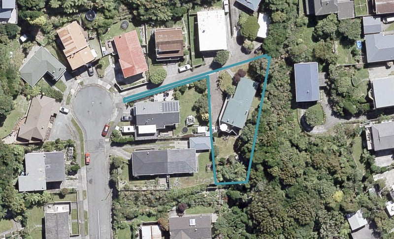 10 Aspen Grove, Maungaraki, Lower Hutt - Carousel 1