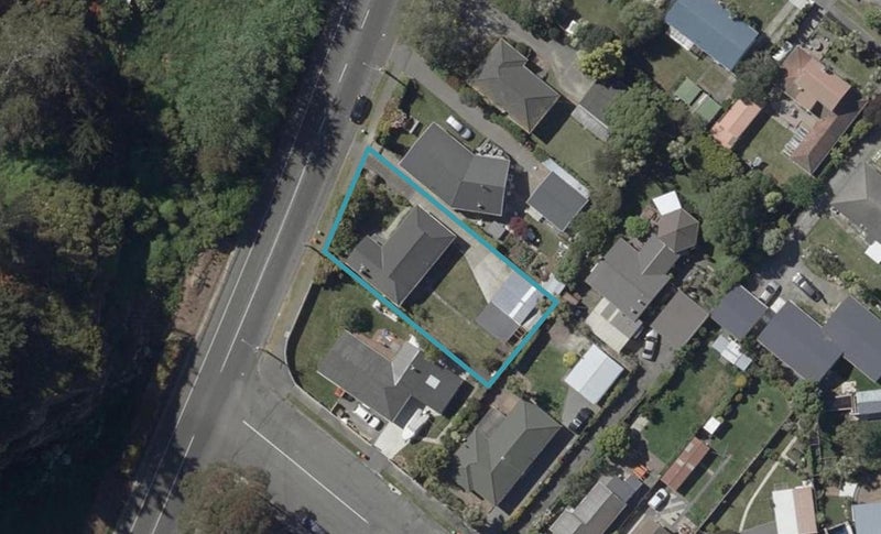 81 Wakefield Avenue, Sumner, Christchurch - Carousel 1