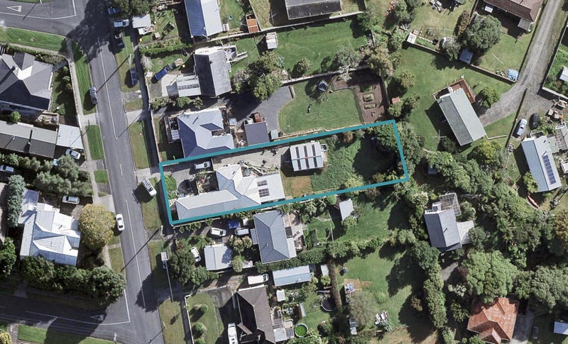 90 Garfield Road, Helensville, Helensville - Carousel 1