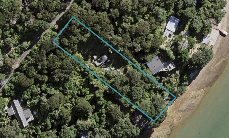 42 Albert Crescent, Ostend, Waiheke Island - Carousel 1