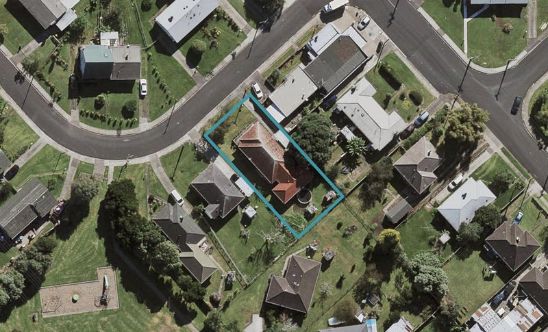 4 Harwood Crescent, Otara, Auckland - Carousel 1