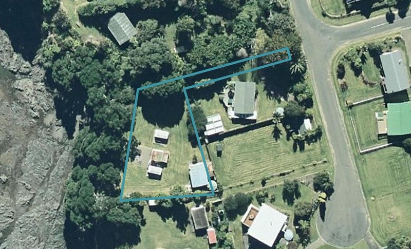 11 Para-Rauaruhe Crescent, Te Kaha, Te Kaha - Carousel 1