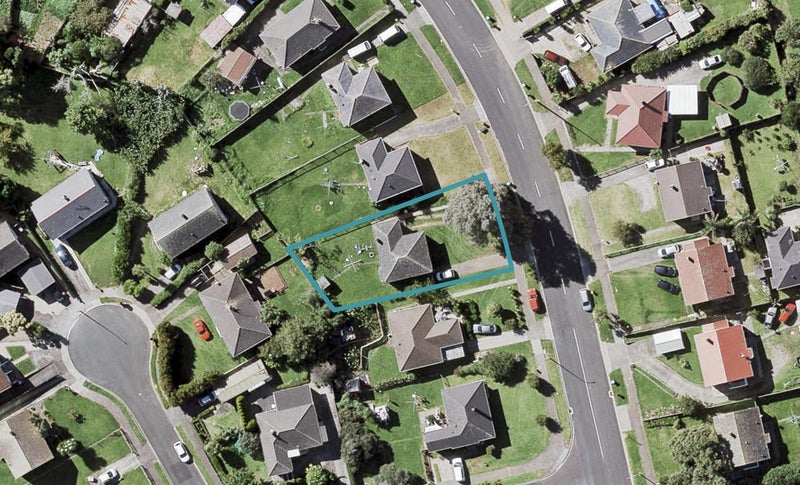 63 Farringdon Street, Glen Innes, Auckland - Carousel 1