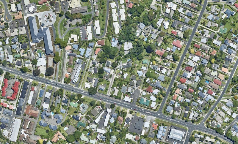 4 Fergusson Way, Judea, Tauranga - Carousel 1