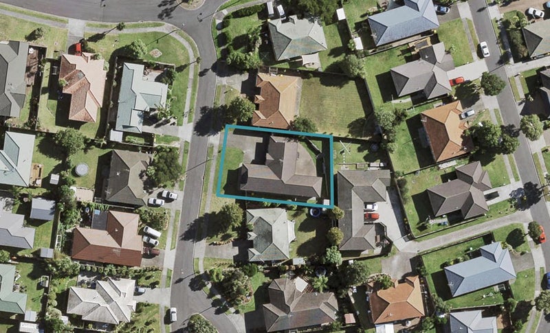 6 Waimarino Road, Weymouth, Auckland - Carousel 1