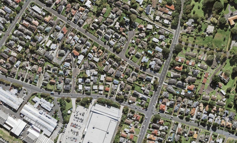 8A Haughey Avenue, Three Kings, Auckland - Carousel 1