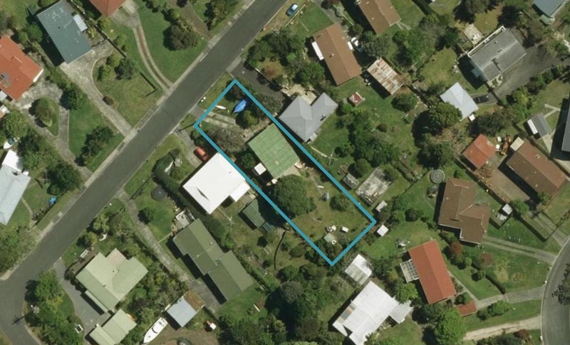6 Manaia View Road, One Tree Point - Carousel 1
