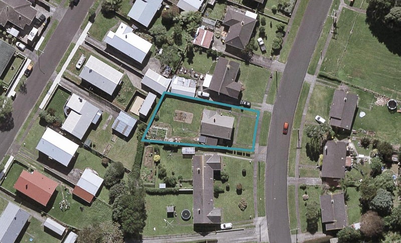 99 Cook Street, Marfell, New Plymouth - Carousel 1