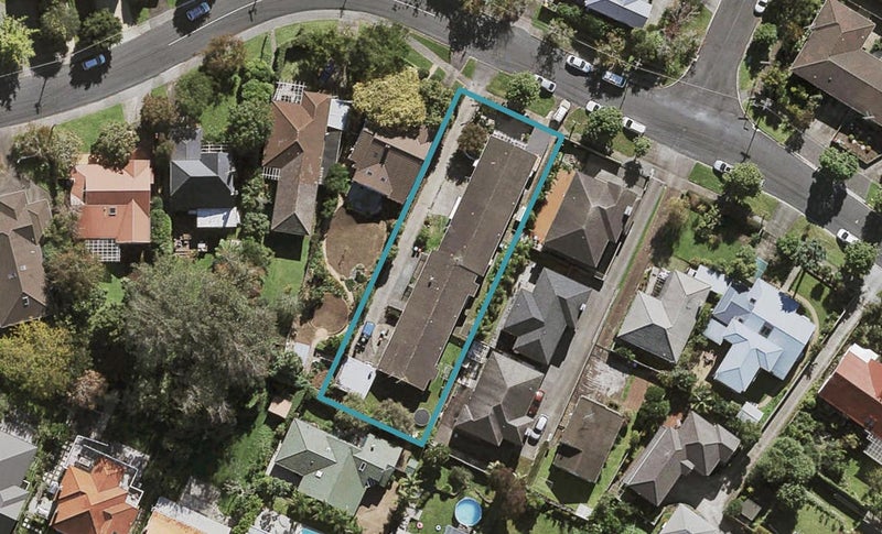 4/8 Korau Road, Greenlane, Auckland - Carousel 1