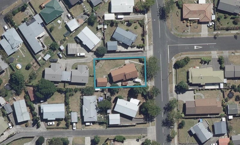 30 Waterford Road, Fitzroy, Hamilton - Carousel 1