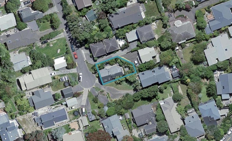 35A Shirley Street, Karori, Wellington - Carousel 1