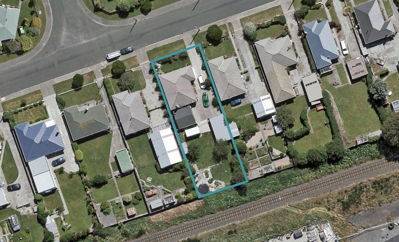 57 West Street, Hawthorndale, Invercargill - Carousel 1