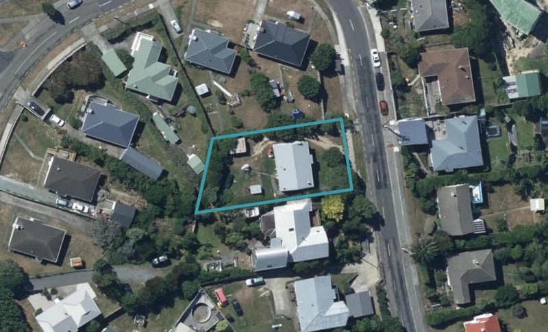 47 Pikarere Street, Titahi Bay, Porirua - Carousel 1