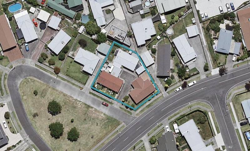 98E Tait Drive, Greenmeadows, Napier - Carousel 1