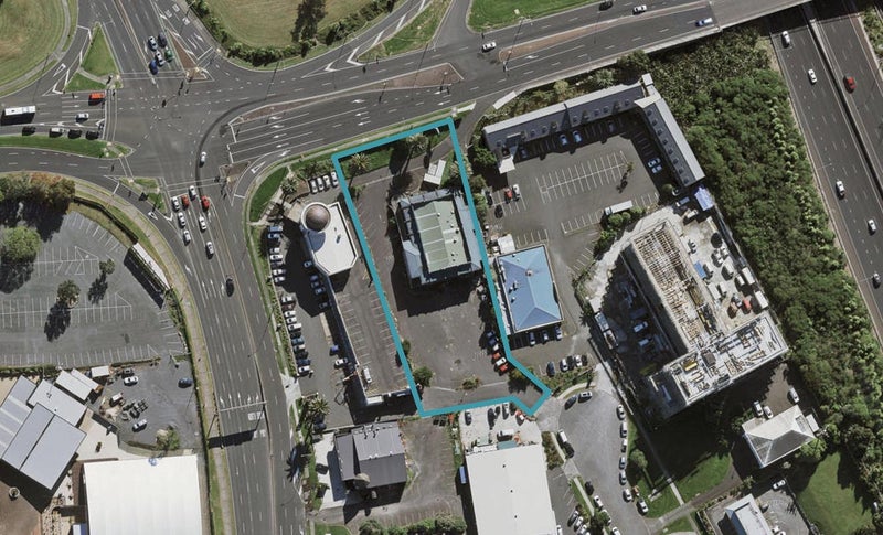 1302/8 Lakewood Court, Manukau, Auckland - Carousel 1