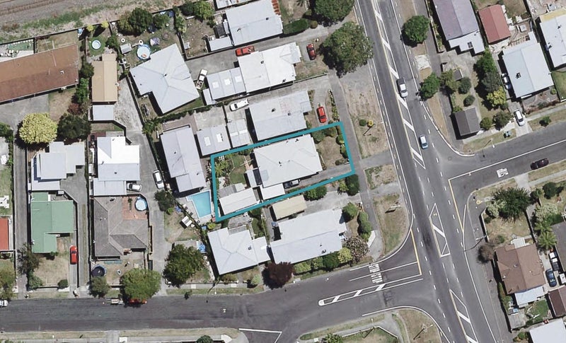 18 Georges Drive, Napier South, Napier - Carousel 1