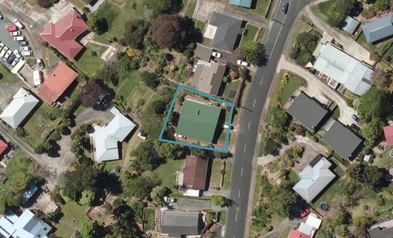 79 Hilltop Avenue, Morningside, Whangarei - Carousel 1