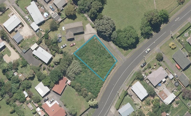 39 Talbot Street, Whanganui East, Whanganui - Carousel 1