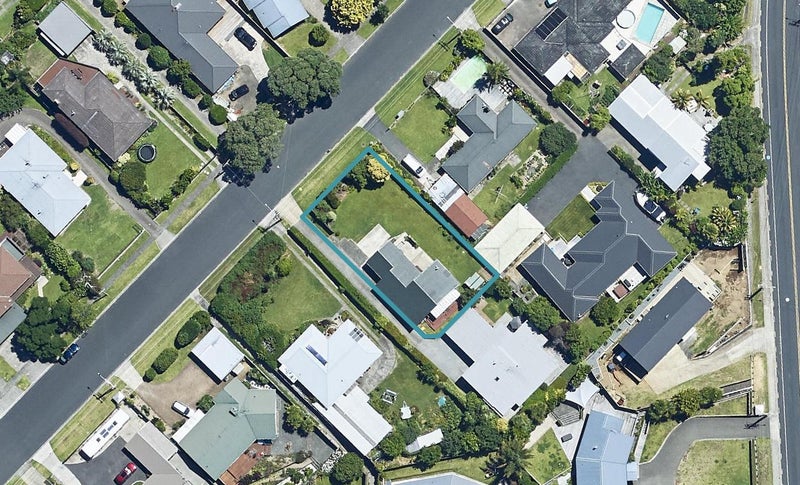 10A Brookfield Terrace, Brookfield, Tauranga - Carousel 1