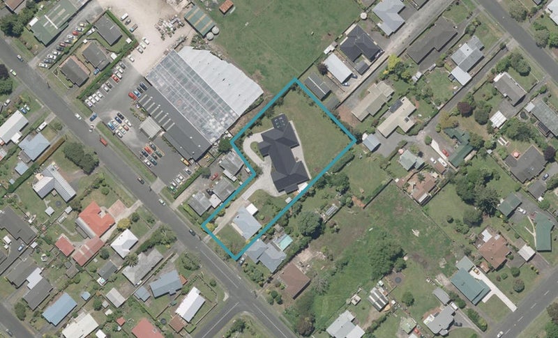 12 Devon Road, Springvale, Whanganui - Carousel 1
