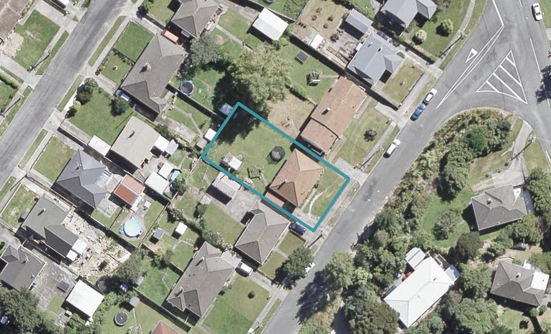 10 Judd Crescent, Naenae, Lower Hutt - Carousel 1