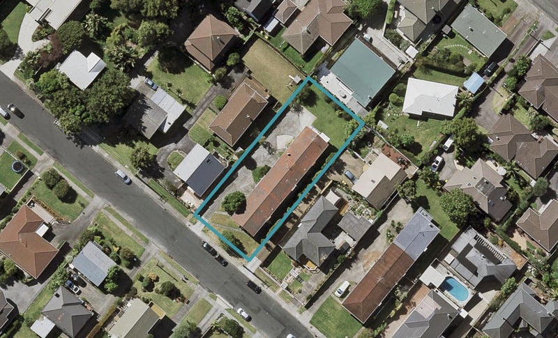 3/21 Quebec Road, Milford, Auckland - Carousel 1