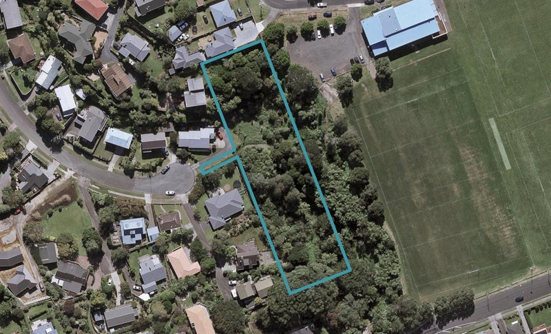 1/31 Rossiter Crescent, Lynmouth, New Plymouth - Carousel 1