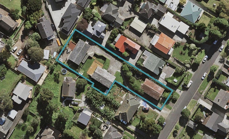 100A Paihia Road, One Tree Hill, Auckland - Carousel 1