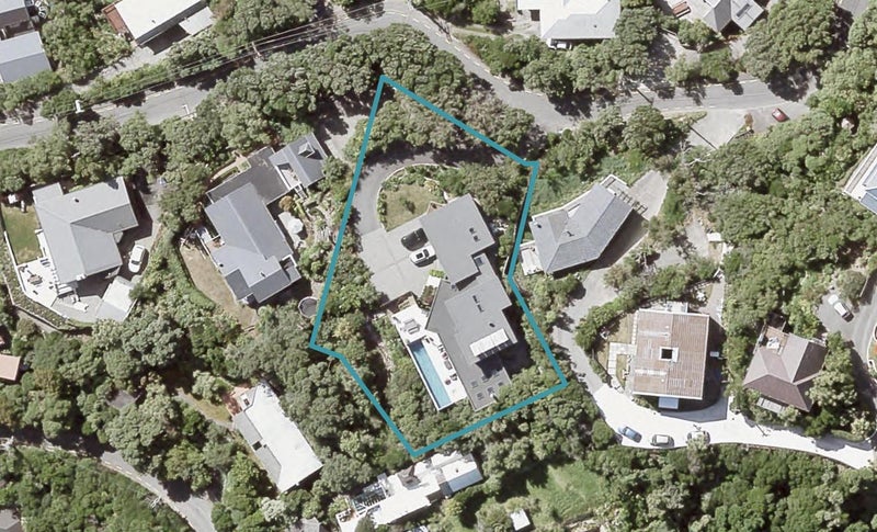 4 Nikau Road, Point Howard, Lower Hutt - Carousel 1
