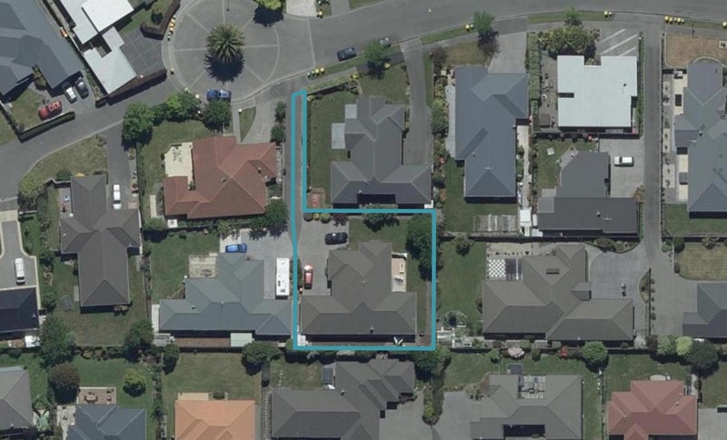 10 Havana Gardens, Shirley, Christchurch - Carousel 1
