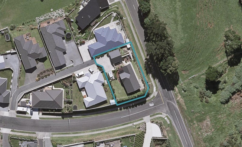 51E Alberta Road, Glen Avon, New Plymouth - Carousel 1