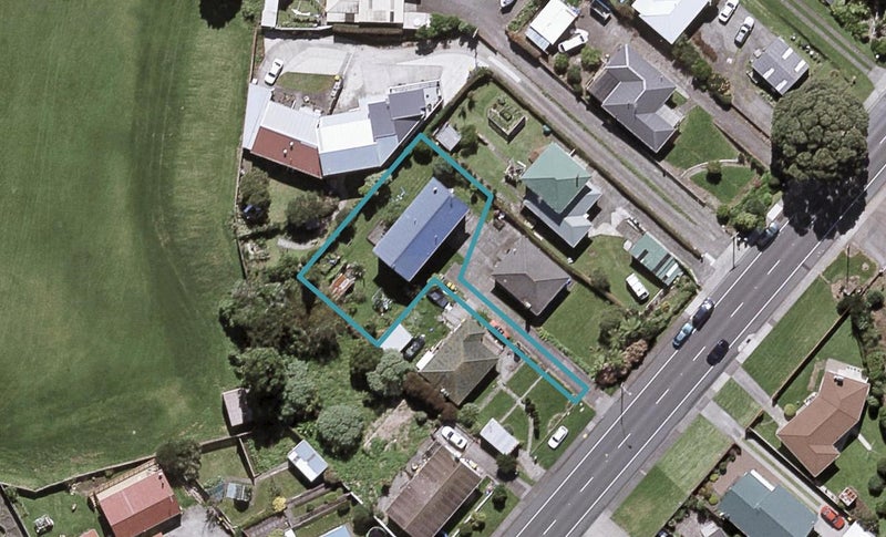 96A South Road, Blagdon, New Plymouth - Carousel 1