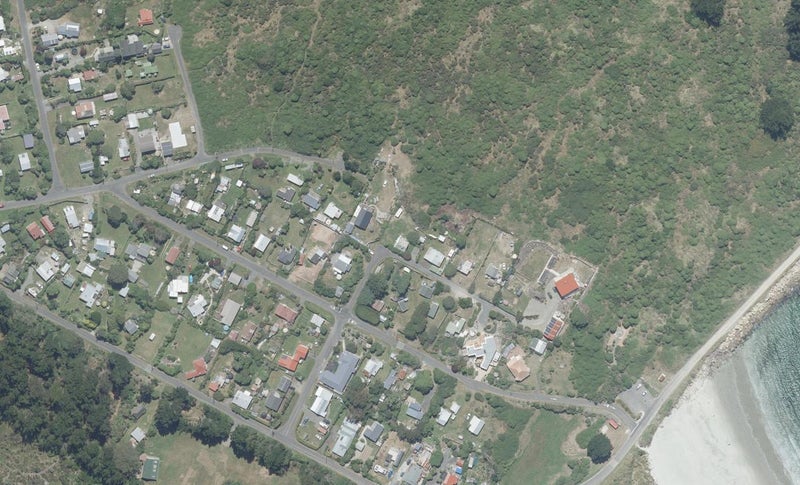 9 Plucky Street, Aramoana, Port Chalmers - Carousel 1