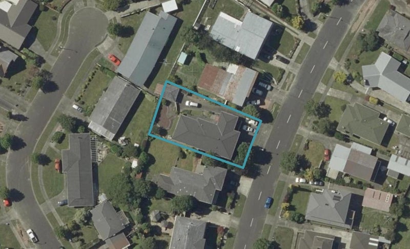 48 Wikiriwhi Crescent, Awapuni, Palmerston North - Carousel 1
