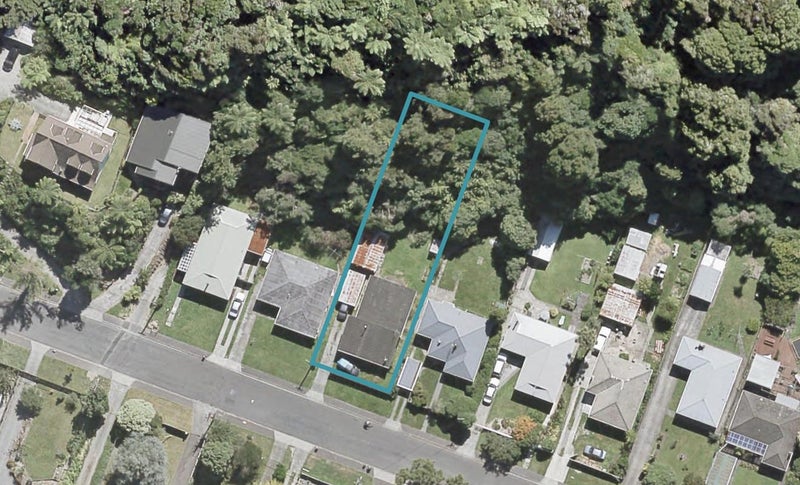 17 Gillespies Road, Birchville, Upper Hutt - Carousel 1