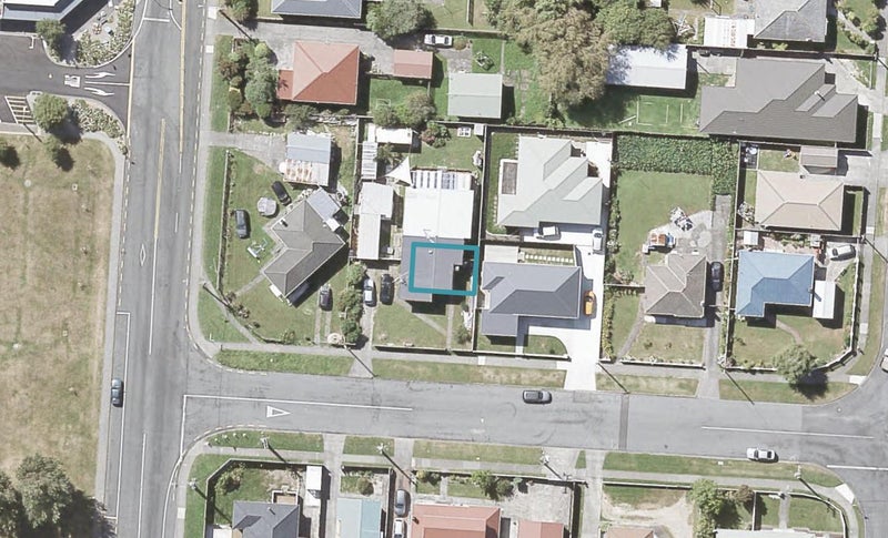 8/3 Best Street, Wainuiomata, Lower Hutt - Carousel 1
