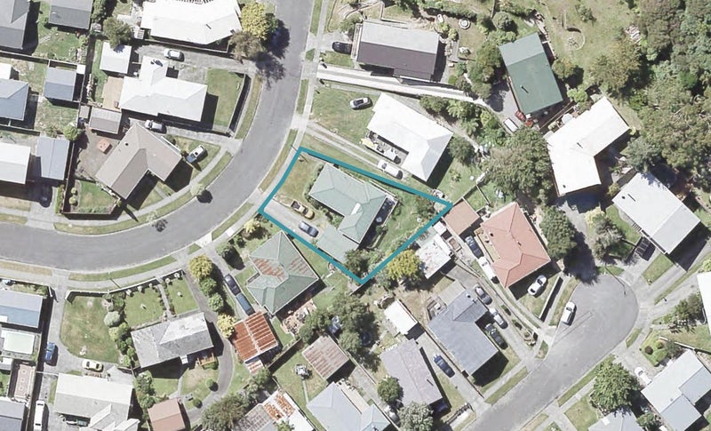 10 Mataura Grove, Wainuiomata, Lower Hutt - Carousel 1
