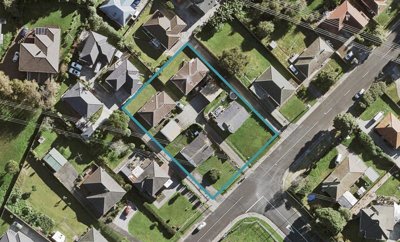 9 Nash Road, Mount Roskill, Auckland - Carousel 1