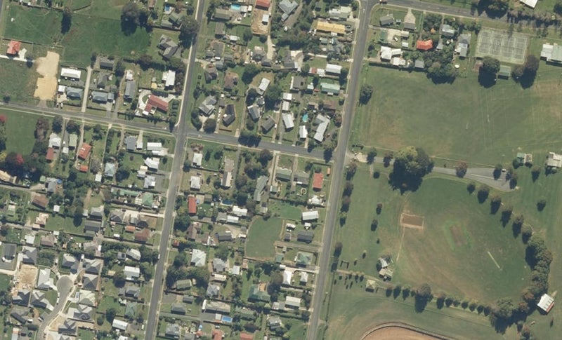 33 Bryce Street, Kihikihi, Te Awamutu - Carousel 1