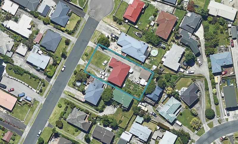 14 Hilltop Road, Parkvale, Tauranga - Carousel 1