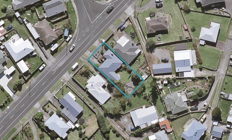 115 Ngamotu Road, Spotswood, New Plymouth - Carousel 1