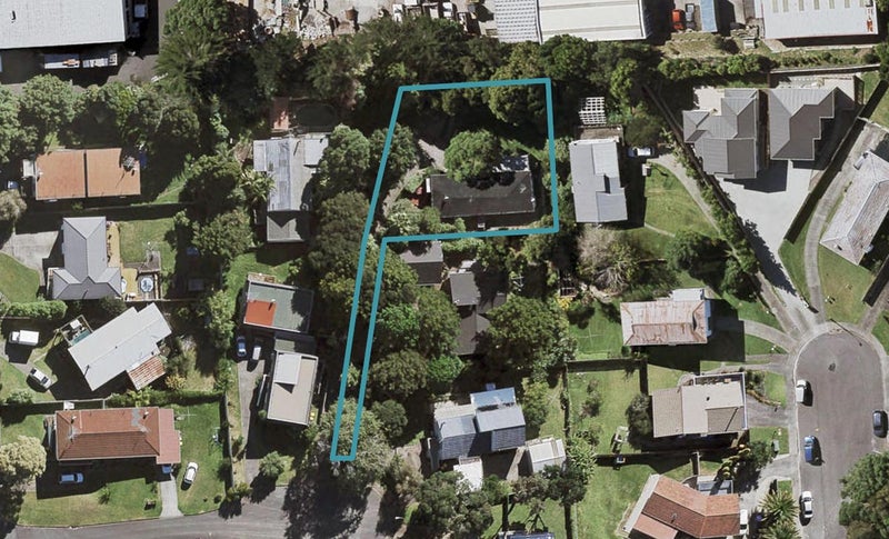 2/8 Tusac Place, Totara Vale, Auckland - Carousel 1