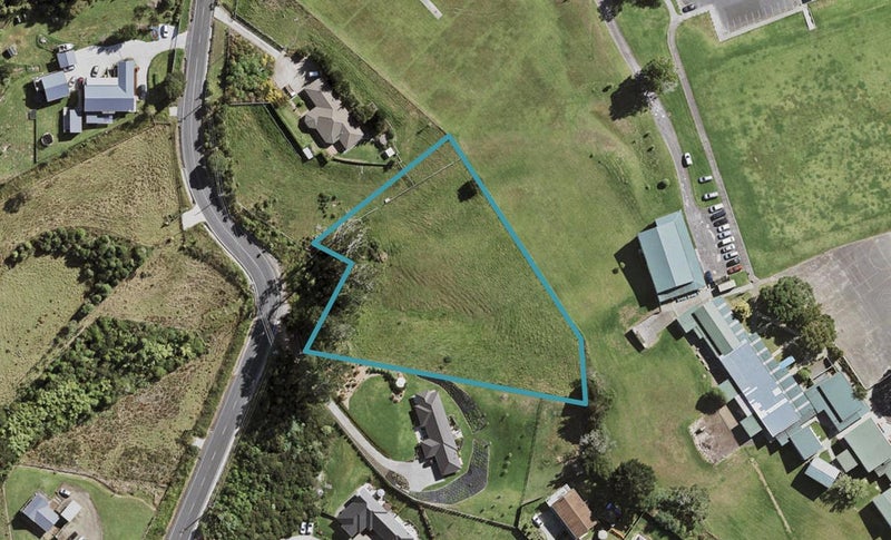 322 Birdwood Road, Massey, Auckland - Carousel 1