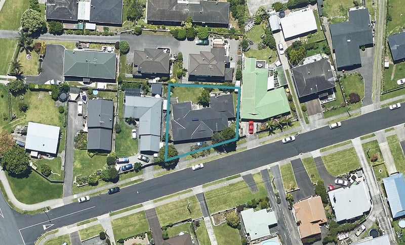 13 Wickham Place, Hairini, Tauranga - Carousel 1