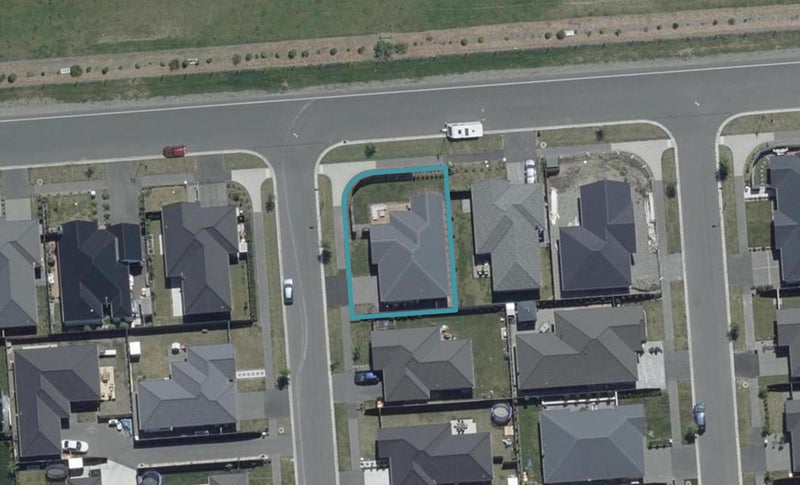 14 Dunlops Crescent, MARSHLAND, CHRISTCHURCH - Carousel 1