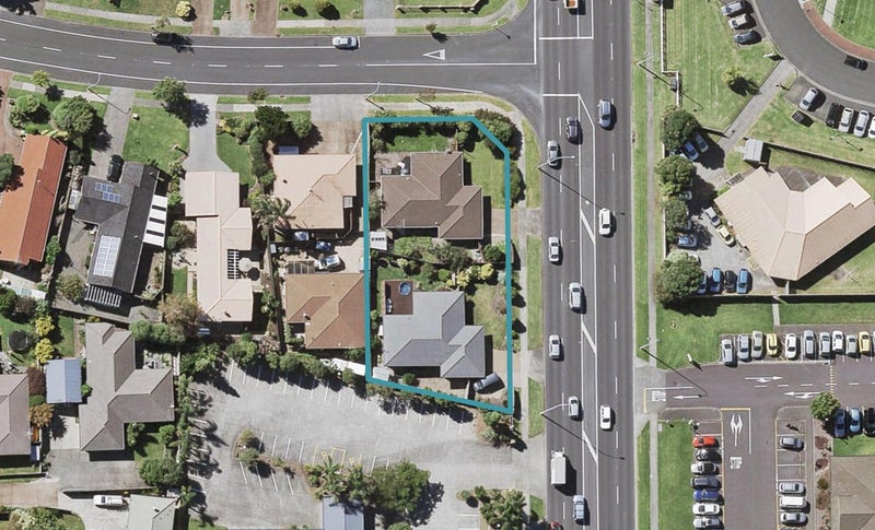 2A Golfland Drive, Golflands, Auckland - Carousel 1